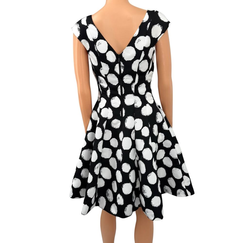 NWT Julia Jordan Black/White Polka Dot Fit & Flare Dress Double V-Neck Pockets 6 - Picture 10 of 16